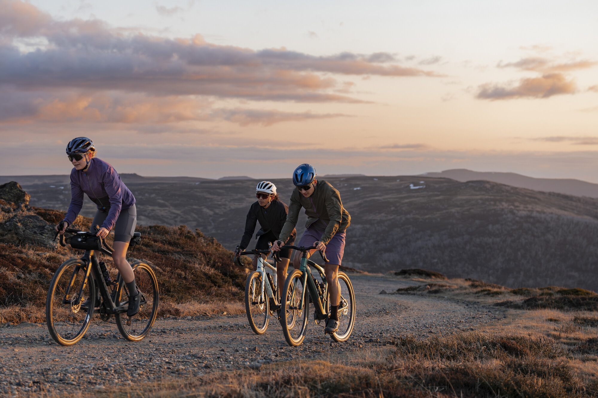 Falls Creek Gravel Routes - Forest, Mountains and Lake